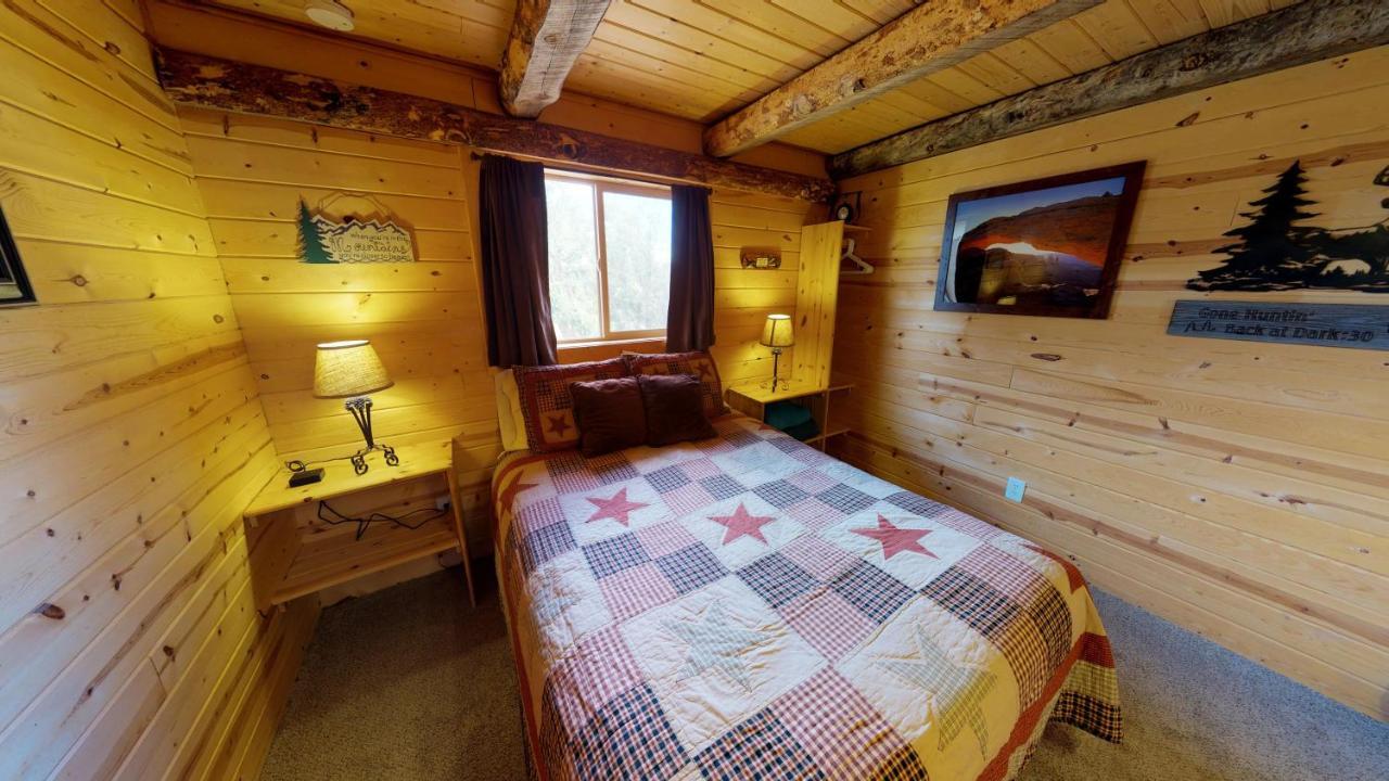 Ranch Mountain Cabin, Stunning! Campfire, Hiking 몬티첼로 외부 사진