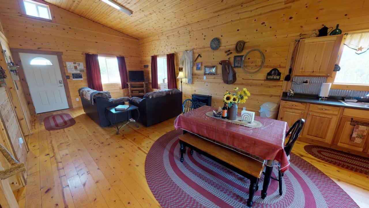 Ranch Mountain Cabin, Stunning! Campfire, Hiking 몬티첼로 외부 사진