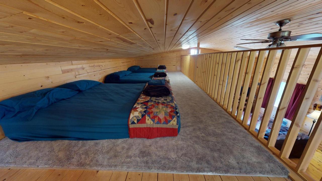 Ranch Mountain Cabin, Stunning! Campfire, Hiking 몬티첼로 외부 사진