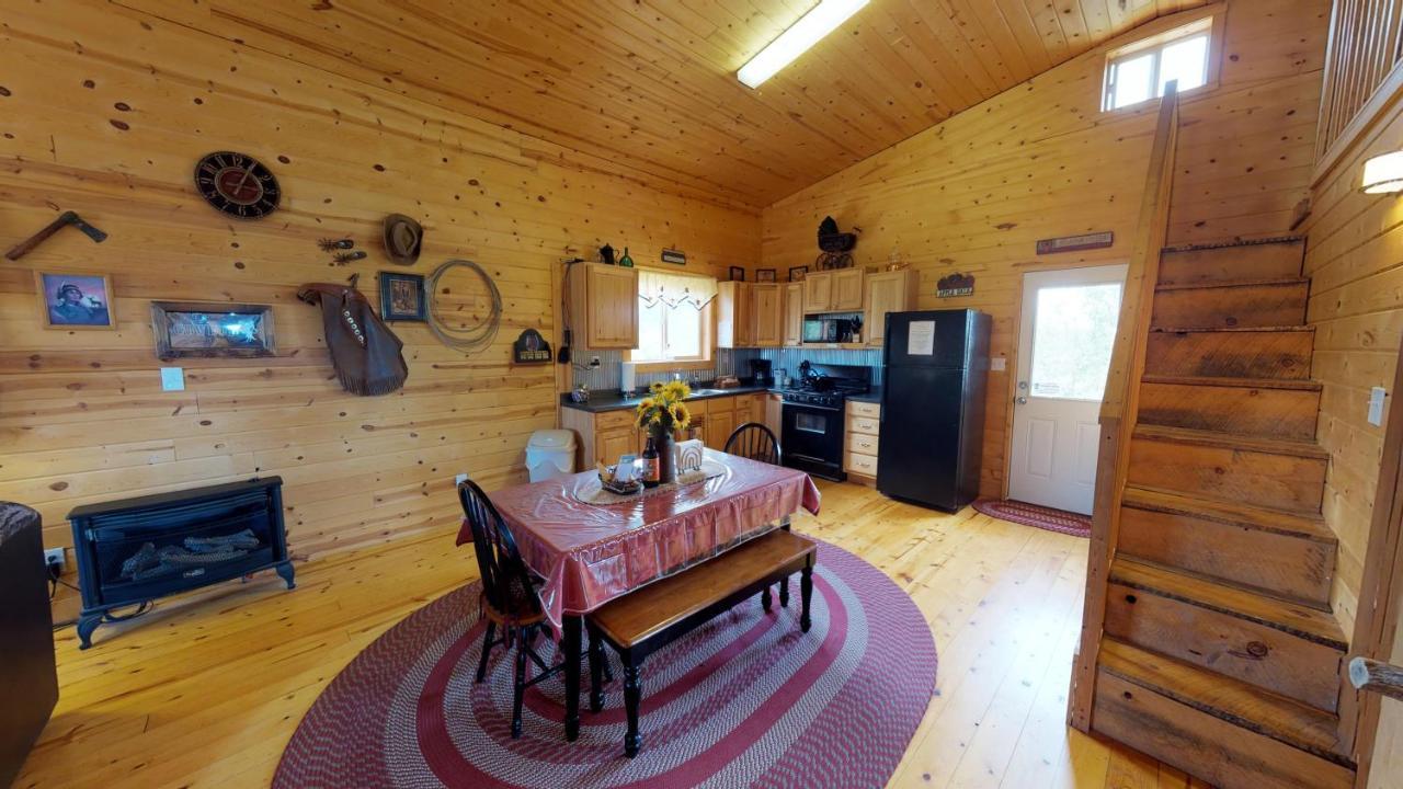 Ranch Mountain Cabin, Stunning! Campfire, Hiking 몬티첼로 외부 사진